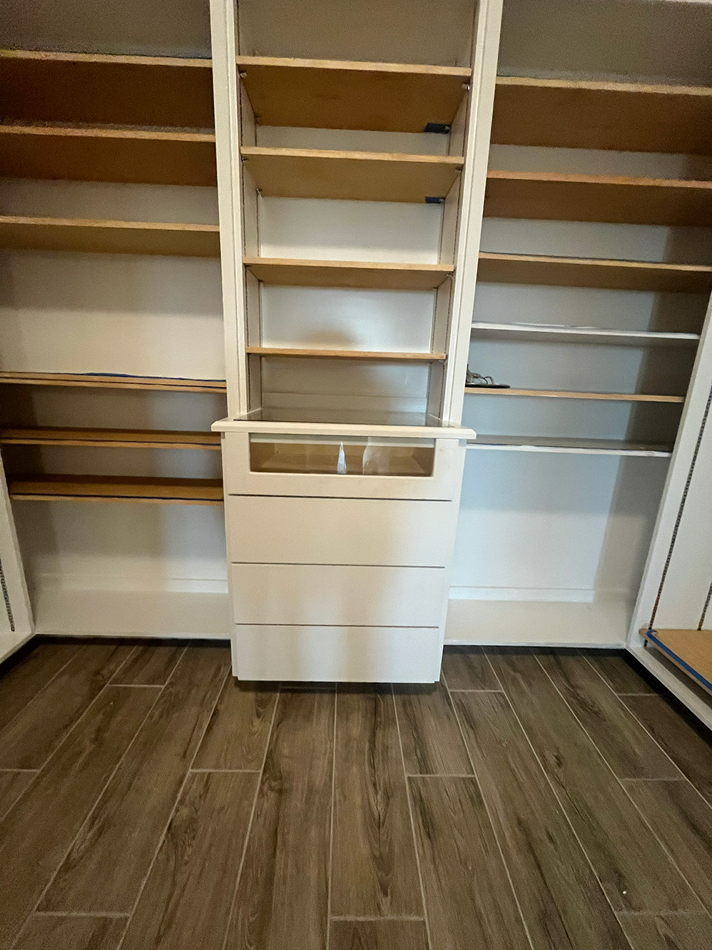 Custom closet woodwork project
